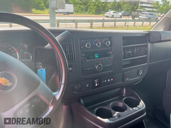 2021 Chevrolet Express Cargo with VIN 1GCWGAFP2M1267284, listed as a Copart auction lot 59144545 with 76,236 mi miles and Clean title. Bid and sale history available at DreamBid. Image 9.