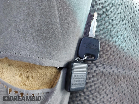 2003 Ford F-150 XL with VIN 1FTRX17W13NB93902, listed as a IAAI auction lot 42670081 with 145,918 mi miles and . Bid and sale history available at DreamBid. Image 11.