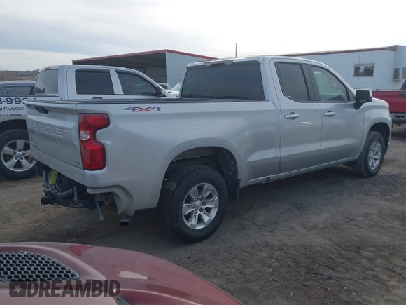 2020 Chevrolet Silverado 1500 LT with VIN 1GCRYDEKXLZ233126, listed as a IAAI auction lot 41607694 with 111,246 mi miles. Bid and sale history available at carsss.com. Image 4.