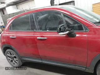 2016 FIAT 500X Trekking z VIN ZFBCFXCT3GP357316, wystawiony jako IAAI lot #41891031 z przebiegiem 144 297 mil mil oraz . Historia ofert i sprzedaży dostępna na DreamBid. Obrazek 13.