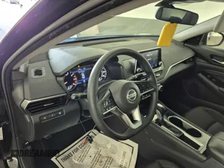 2021 Nissan Altima SV with VIN 1N4BL4DV7MN379333, listed as a IAAI auction lot 42326000 with 58,752 mi miles and . Bid and sale history available at DreamBid. Image 1.