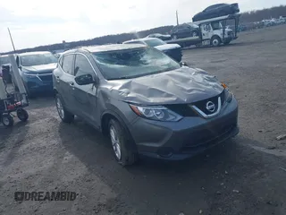 2017 Nissan Rogue Sport SL with VIN JN1BJ1CR3HW118691, listed as a IAAI auction lot 41532605 with 107,025 mi miles. Bid and sale history available at carsss.com. Image 1.