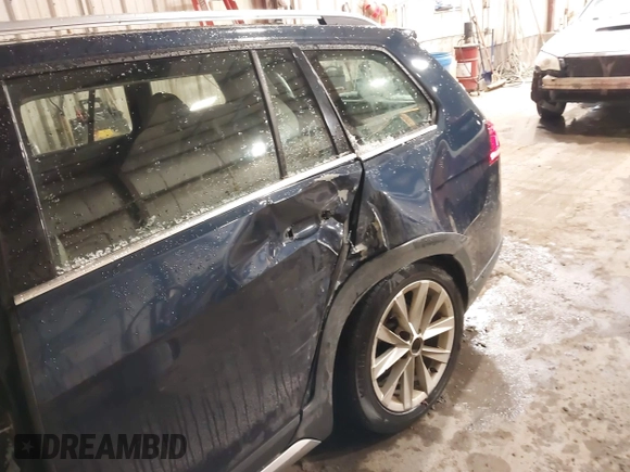 2019 Volkswagen Golf S z VIN 3VWH17AU7KM513463, wystawiony jako IAAI lot #41197885 z przebiegiem 71 382 mil mil oraz . Historia ofert i sprzedaży dostępna na DreamBid. Obrazek 6.