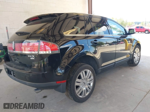 2008 Lincoln MKX with VIN 2LMDU88C48BJ37696, listed as a IAAI auction lot 42204268 with 64,460 mi miles and . Bid and sale history available at DreamBid. Image 4.