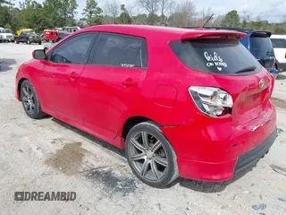 2009 Toyota Matrix S z VIN 2T1KE40E29C026440, wystawiony jako IAAI lot #41718124 z przebiegiem 148 546 mil mil oraz . Historia ofert i sprzedaży dostępna na DreamBid. Obrazek 3.