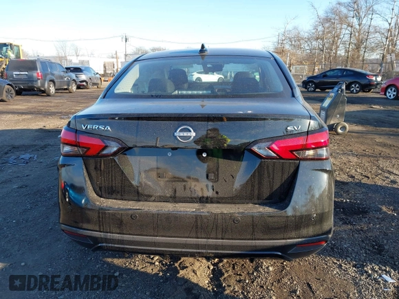 2024 Nissan Versa SV z VIN 3N1CN8EV7RL866542, wystawiony jako IAAI lot #41331827 z przebiegiem 907 mil mil oraz . Historia ofert i sprzedaży dostępna na DreamBid. Obrazek 17.