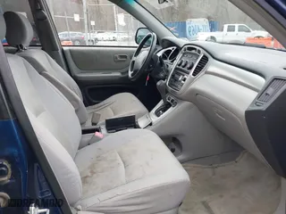 2004 Toyota Highlander with VIN JTEHD21A140028630, listed as a IAAI auction lot 41749976 with 159,487 mi miles. Bid and sale history available at carsss.com. Image 5.