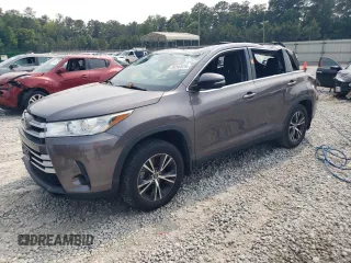 2019 Toyota Highlander LE with VIN 5TDBZRFH8KS947531, listed as a Copart auction lot 59290825 with 113,493 mi miles and Salvage title. Bid and sale history available at DreamBid. Image 1.