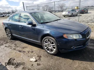 2007 Volvo S80 V8 with VIN YV1AH852X71026271, listed as a Copart auction lot 46933095 with 161,484 mi miles and Salvage Title. Bid and sale history available at carsss.com. Image 4.