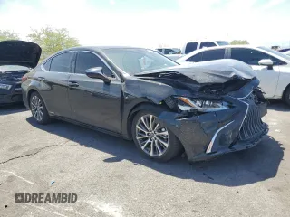 2021 Lexus ES 300h с VIN 58ADA1C19MU002471, выставлен на аукционе Copart как лот 53287985 с пробегом 69 510 миль миль и Списание • Salvage title. История ставок и продаж доступна на DreamBid. Изображение 4.