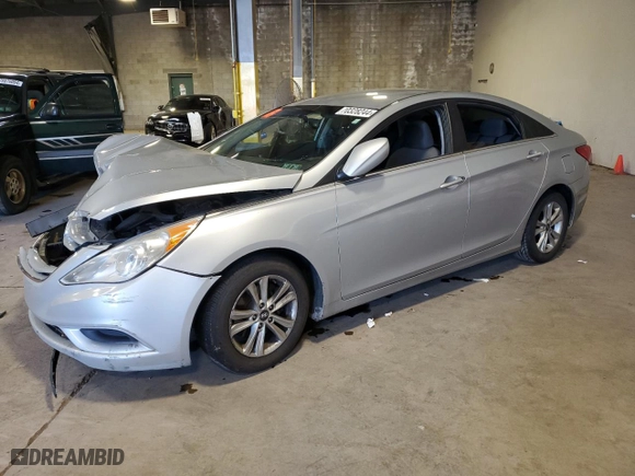 2013 Hyundai Sonata GLS with VIN 5NPEB4AC1DH687322, listed as a Copart auction lot 70328244 with 0 mi miles and Salvage Title. Bid and sale history available at carsss.com. Image 1.