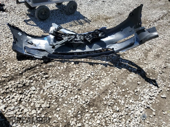 2022 Tesla Model Y Performance z VIN 7SAYGDEF2NF461103, wystawiony jako Copart lot #52198205 z przebiegiem 33 576 mil mil oraz Szkoda całkowita • Salvage title. Historia ofert i sprzedaży dostępna na DreamBid. Obrazek 13.
