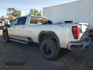 2023 GMC Sierra 3500HD Denali z VIN 1GT49WEYXPF254508, wystawiony jako Copart lot #69431844 z przebiegiem 15 678 mil mil oraz Szkoda całkowita • Salvage title. Historia ofert i sprzedaży dostępna na DreamBid. Obrazek 2.
