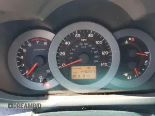 2007 Toyota RAV4 Sport с VIN JTMZD32V676050513, выставлен на аукционе Copart как лот 58740235 с пробегом 140 237 миль миль и Списание • Salvage title. История ставок и продаж доступна на DreamBid. Изображение 9.
