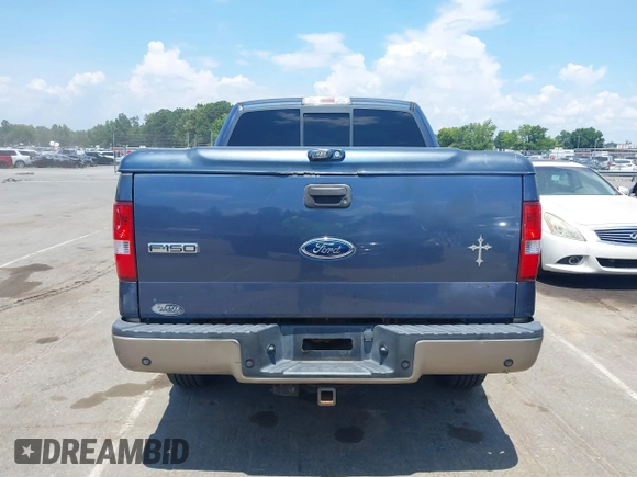 2004 Ford F-150 XLT z VIN 1FTPW14514KC84712, wystawiony jako IAAI lot #42636693 z przebiegiem 244 188 mil mil oraz . Historia ofert i sprzedaży dostępna na DreamBid. Obrazek 16.