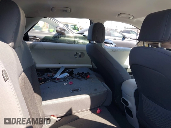 2024 Hyundai Ioniq 5 SEL z VIN KM8KN4DE6RU310727, wystawiony jako IAAI lot #42073602 z przebiegiem 5 966 mil mil oraz . Historia ofert i sprzedaży dostępna na DreamBid. Obrazek 8.