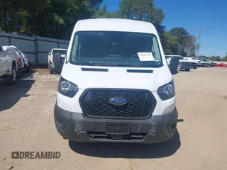 2022 Ford Transit Cargo with VIN 1FTBR1C84NKA76483, listed as a IAAI auction lot 40365786 with 28,854 mi miles and . Bid and sale history available at DreamBid. Image 12.