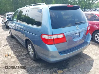 2006 Honda Odyssey EX z VIN 5FNRL38476B120251, wystawiony jako IAAI lot #42128586 z przebiegiem 171 372 mil mil oraz . Historia ofert i sprzedaży dostępna na DreamBid. Obrazek 3.