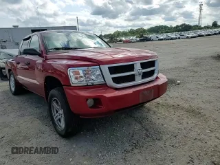 2008 Dodge Dakota Bighorn/Lonestar z VIN 1D7HE38K98S599465, wystawiony jako Copart lot #57168725 z przebiegiem 190 913 mil mil oraz Szkoda całkowita • Salvage title. Historia ofert i sprzedaży dostępna na DreamBid. Obrazek 13.