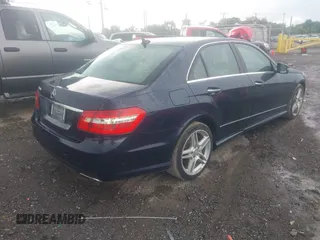 2013 Mercedes-Benz E 350 Luxury с VIN WDDHF5KB8DA763466, выставлен на аукционе IAAI как лот 42388714 с пробегом 109 323 миль миль и . История ставок и продаж доступна на DreamBid. Изображение 4.