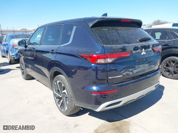 2023 Mitsubishi Outlander SE with VIN JA4J4UA86PZ026283, listed as a IAAI auction lot 41757757 with 52,429 mi miles. Bid and sale history available at carsss.com. Image 3.