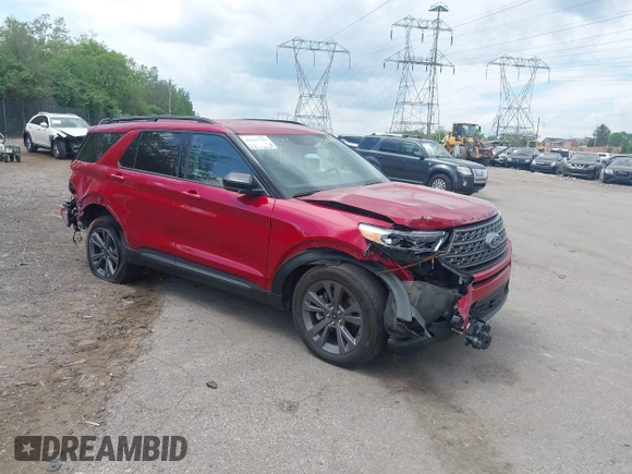 2022 Ford Explorer XLT z VIN 1FMSK8DH4NGC35593, wystawiony jako IAAI lot #42167354 z przebiegiem 29 747 mil mil oraz . Historia ofert i sprzedaży dostępna na DreamBid. Obrazek 1.