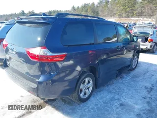2019 Toyota Sienna LE Auto Access Seat with VIN 5TDKZ3DC0KS017417, listed as a IAAI auction lot 41559267 with 67,974 mi miles and . Bid and sale history available at DreamBid. Image 4.