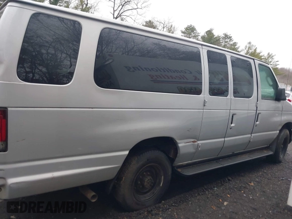 2008 Ford Econoline Passenger XL with VIN 1FBSS31L28DB22820, listed as a IAAI auction lot 41475036 with 91,000 mi miles and . Bid and sale history available at DreamBid. Image 12.