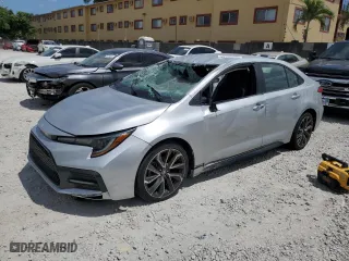 2020 Toyota Corolla SE with VIN 5YFS4RCE2LP051809, listed as a Copart auction lot 54130215 with 62,021 mi miles and Salvage Title. Bid and sale history available at carsss.com. Image 1.