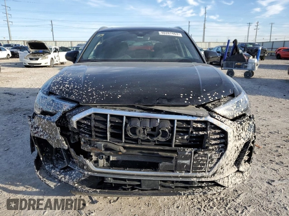 2020 Audi Q3 S line Premium with VIN WA1DECF31L1115818, listed as a Copart auction lot 40267463 with 22,456 mi miles. Bid and sale history available at carsss.com. Image 5.