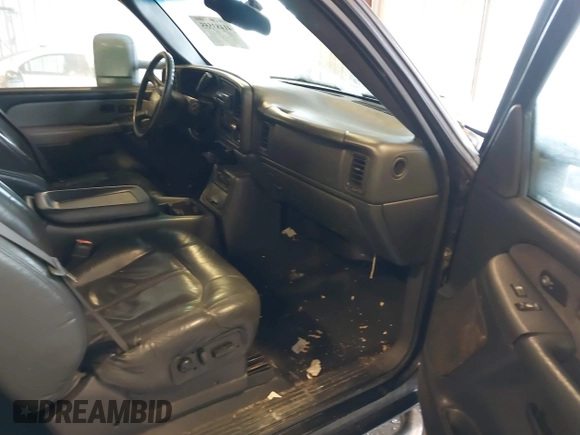 2002 Chevrolet Silverado 1500 LT with VIN 2GCEK19T521134772, listed as a IAAI auction lot 41483555 with 201,963 mi miles and . Bid and sale history available at DreamBid. Image 5.