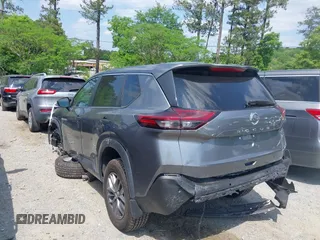 2021 Nissan Rogue S with VIN 5N1AT3AAXMC801894, listed as a IAAI auction lot 42117282 with Not provided miles and . Bid and sale history available at DreamBid. Image 13.