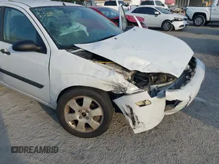 2003 Ford Focus LX с VIN 1FAFP33P83W344408, выставлен на аукционе IAAI как лот 42377195 с пробегом 135 732 миль миль и . История ставок и продаж доступна на DreamBid. Изображение 6.