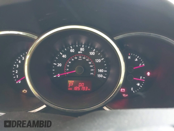 2011 Kia Sorento LX with VIN 5XYKTCA1XBG026949, listed as a IAAI auction lot 42398917 with 185,193 mi miles and . Bid and sale history available at DreamBid. Image 7.