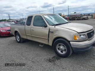 2000 Ford F-150 XL с VIN 2FTRX17W2YCB02150, выставлен на аукционе IAAI как лот 42768410 с пробегом Не указан миль и . История ставок и продаж доступна на DreamBid. Изображение 1.