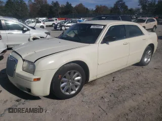 2006 Chrysler 300 with VIN 2C3KA43R16H506680, listed as a Copart auction lot 63416404 with 196,073 mi miles and Salvage Title. Bid and sale history available at carsss.com. Image 1.