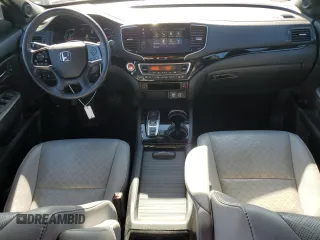 2021 Honda Passport Touring with VIN 5FNYF8H99MB006096, listed as a Copart auction lot 46292925 with 40,809 mi miles and Salvage Title. Bid and sale history available at carsss.com. Image 8.
