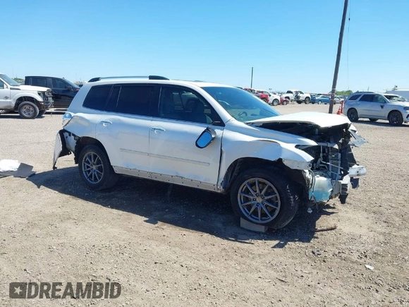 2012 Toyota Highlander Limited with VIN 5TDDK3EH9CS169673, listed as a IAAI auction lot 41921136 with 132,885 mi miles. Bid and sale history available at carsss.com. Image 1.