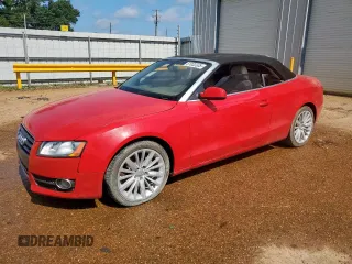 2012 Audi A5 Premium z VIN WAUAFAFH7CN005710, wystawiony jako Copart lot #61032335 z przebiegiem 31 492 mil mil oraz Czysty tytuł • Clean title. Historia ofert i sprzedaży dostępna na DreamBid. Obrazek 1.