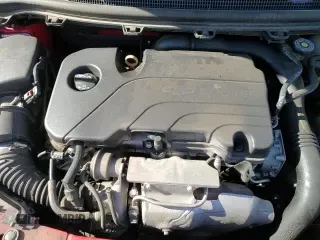 2017 Chevrolet Cruze LT z VIN 1G1BE5SMXH7228364, wystawiony jako Copart lot #82641385 z przebiegiem 131 457 mil mil oraz Czysty tytuł • Clean title. Historia ofert i sprzedaży dostępna na DreamBid. Obrazek 14.