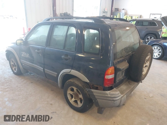 2002 Chevrolet Tracker ZR2 with VIN 2CNBJ734X26952345, listed as a IAAI auction lot 42577990 with 195,007 mi miles and . Bid and sale history available at DreamBid. Image 3.