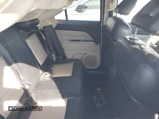 2007 Jeep Patriot Limited z VIN 1J8FF48W87D426541, wystawiony jako IAAI lot #41609156 z przebiegiem 188 199 mil mil oraz . Historia ofert i sprzedaży dostępna na DreamBid. Obrazek 8.