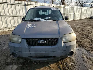 2007 Ford Escape XLS with VIN 1FMYU02Z47KB08019, listed as a Copart auction lot 36747364 with 0 mi miles and Clean Title. Bid and sale history available at carsss.com. Image 5.