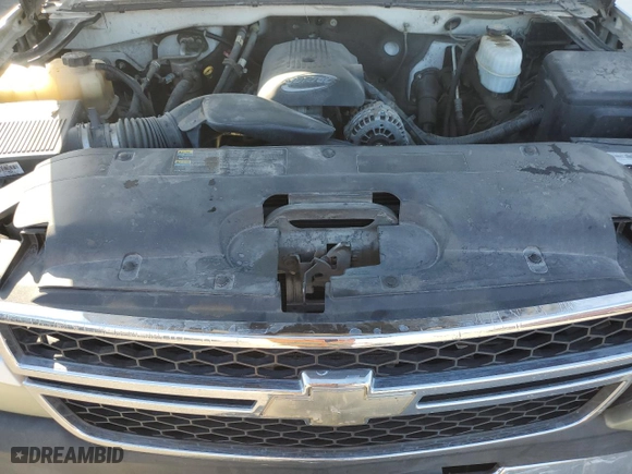 2007 Chevrolet Silverado 2500 with VIN 1GBHC24U57E165823, listed as a Copart auction lot 44627995 with 311,160 mi miles and Salvage Title. Bid and sale history available at carsss.com. Image 11.