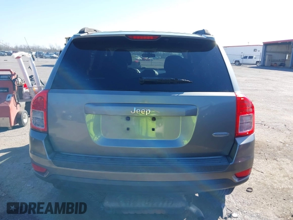 2011 Jeep Compass with VIN 1J4NT1FA6BD290625, listed as a IAAI auction lot 41758224 with 53,254 mi miles. Bid and sale history available at carsss.com. Image 16.