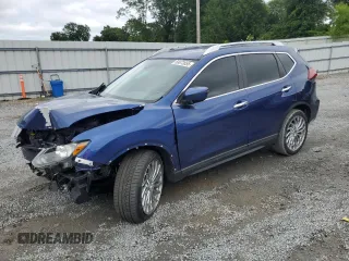2020 Nissan Rogue SV z VIN KNMAT2MTXLP539605, wystawiony jako Copart lot #58672055 z przebiegiem Nie podano mil oraz Czysty tytuł • Clean title. Historia ofert i sprzedaży dostępna na DreamBid. Obrazek 1.