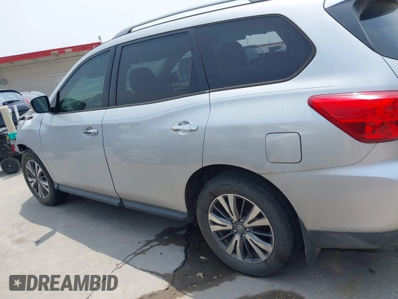 2017 Nissan Pathfinder SL z VIN 5N1DR2MN6HC631270, wystawiony jako IAAI lot #42287354 z przebiegiem 81 943 mil mil oraz . Historia ofert i sprzedaży dostępna na DreamBid. Obrazek 15.