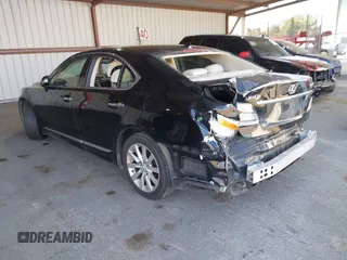 2010 Lexus LS 460 z VIN JTHBL5EF0A5096581, wystawiony jako IAAI lot #42119621 z przebiegiem 115 585 mil mil oraz . Historia ofert i sprzedaży dostępna na DreamBid. Obrazek 3.