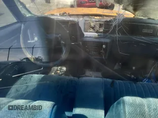 1981 Chevrolet El Camino z VIN 1GCCW80HXBZ404115, wystawiony jako Copart lot #58426095 z przebiegiem Nie podano mil oraz Szkoda całkowita • Salvage title. Historia ofert i sprzedaży dostępna na DreamBid. Obrazek 8.