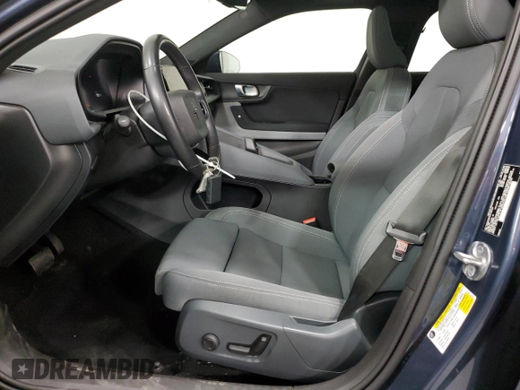 2023 Polestar 2 z VIN YSMEG3KA1PL115406, wystawiony jako Copart lot #57620695 z przebiegiem 40 952 mil mil oraz Tytuł czysty. Historia ofert i sprzedaży dostępna na DreamBid. Obrazek 7.